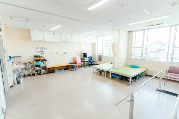 中央病棟3階のリハビリテーションルーム